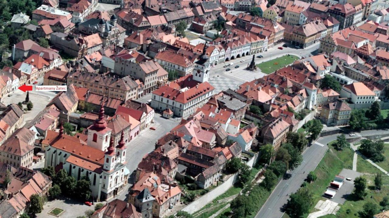 Apartmany Zatec Rom bilde